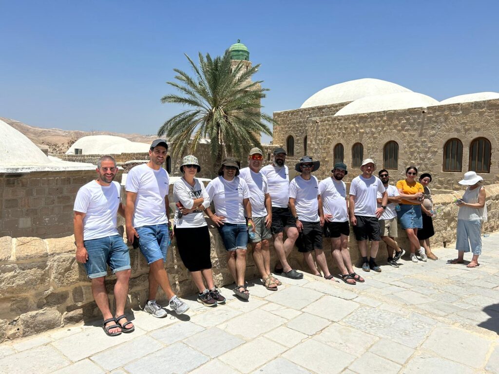 בואו לעבוד איתנו