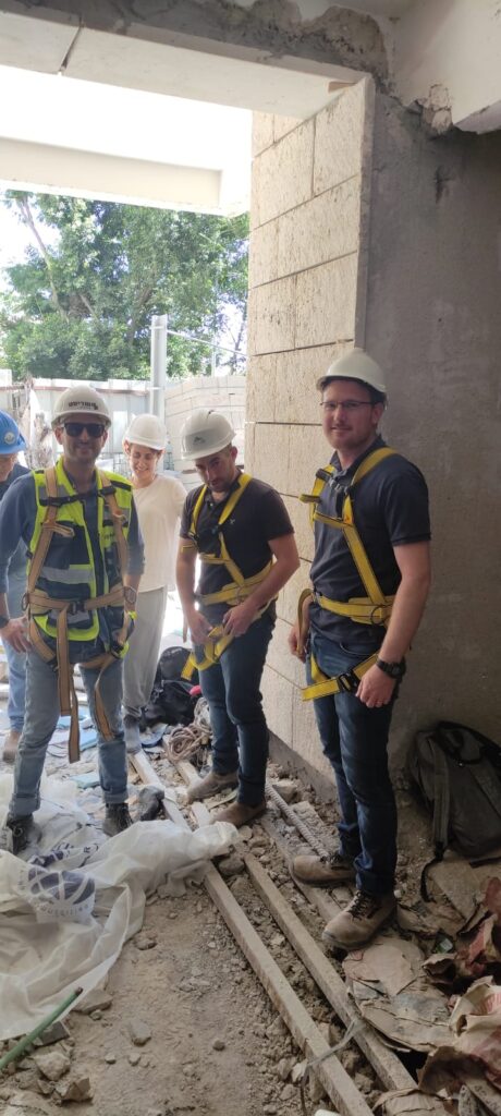 בואו לעבוד איתנו