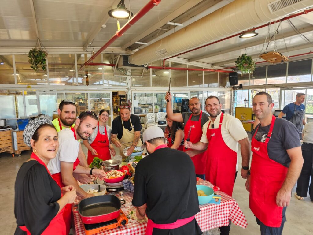 בואו לעבוד איתנו