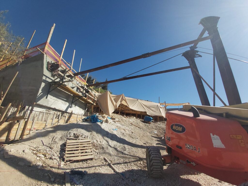 גשר הכבלים בגיא בן הינום: הישג הנדסי פורץ דרך בלב ירושלים