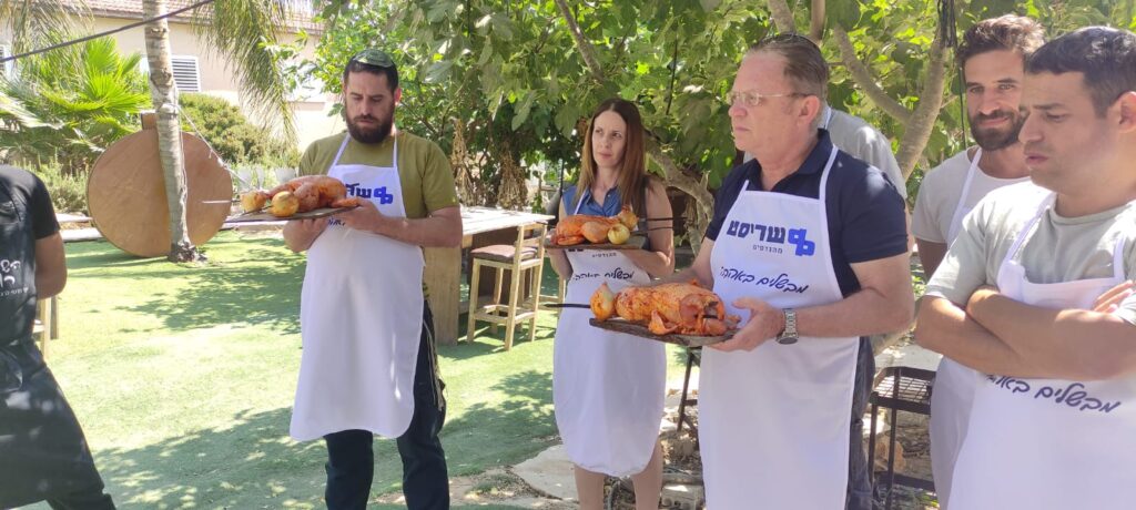 בואו לעבוד איתנו
